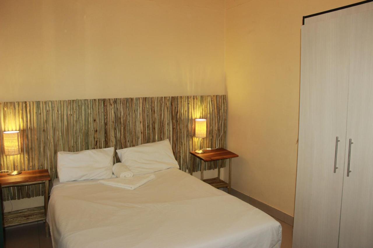 Hotel Pandeinge Windhuk Zewnętrze zdjęcie